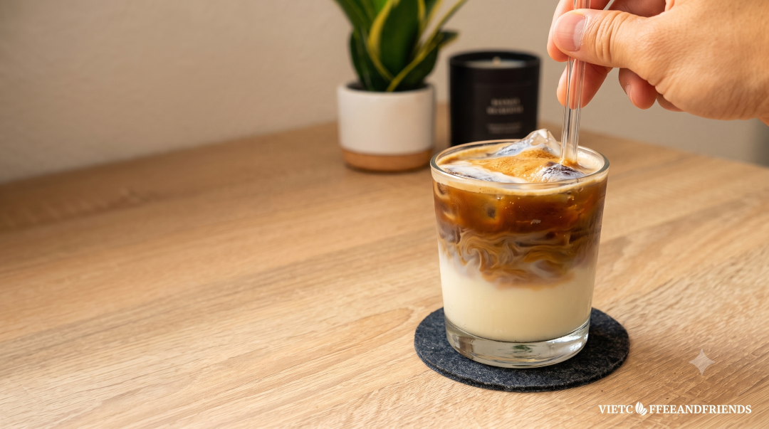 Cà Phê Dừa Rezept – vietnamesischer Kokosnusskaffee mit Kokosmilch und Robusta zum Selbermachen